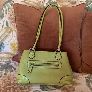 2000’s style shoulder bag